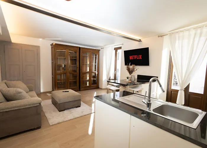 Апартаменты Maison Aubert In Centro Storico *