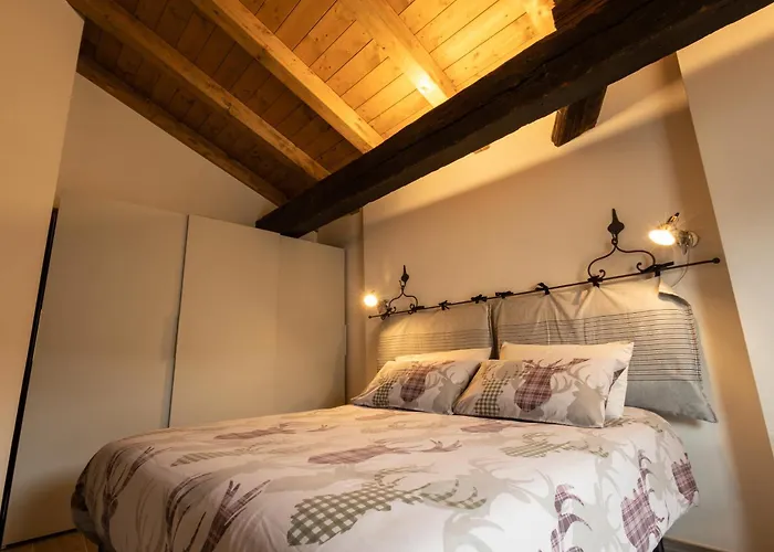 Maison Aubert In Centro Storico * Аоста